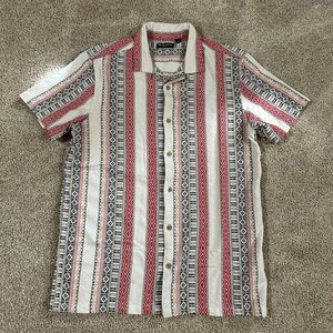 Brave Soul retro style medium shirt.